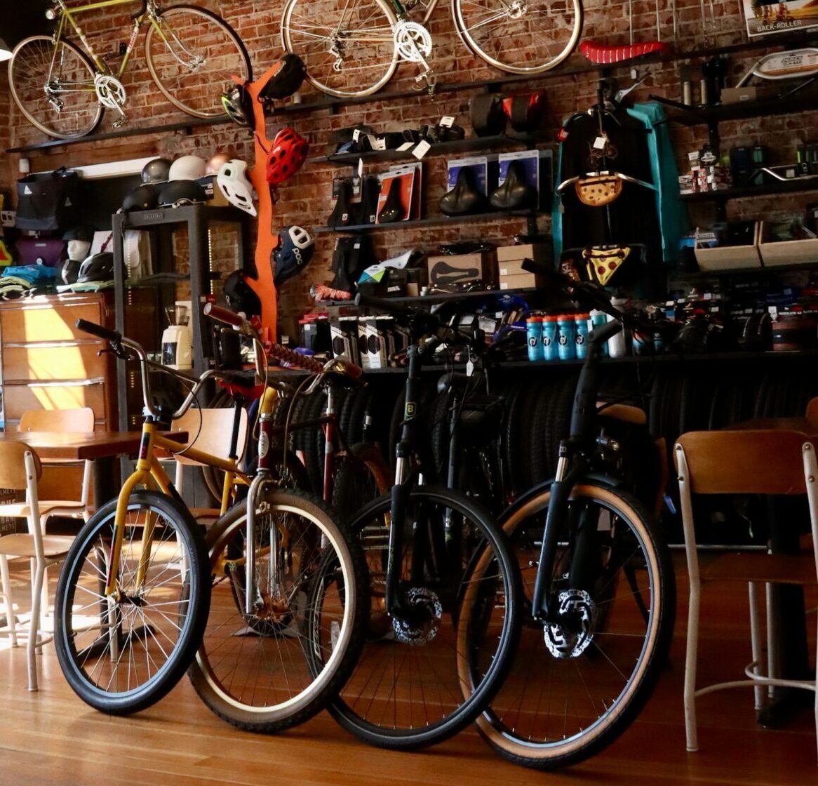 Le garage – atelier de réparation de vélo et formation mécanique à Valcourt
